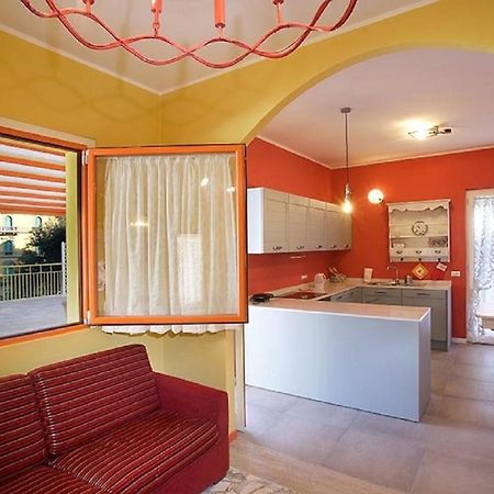 Apartamento Attico Incerpi, Terrazza Sui Tetti Di Montecatini Terme Exterior foto