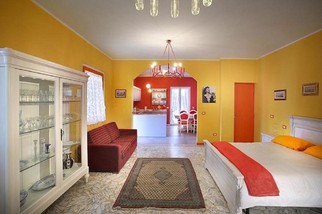 Apartamento Attico Incerpi, Terrazza Sui Tetti Di Montecatini Terme Exterior foto